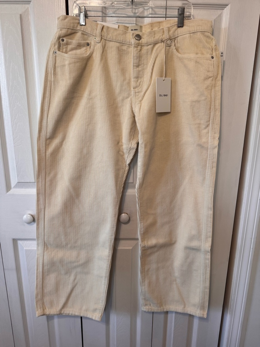 DL1961 Woman’s Cream Corduroy Pants Drue Straight Sz 32 - about US12/14 NWTS - Picture 2 of 10